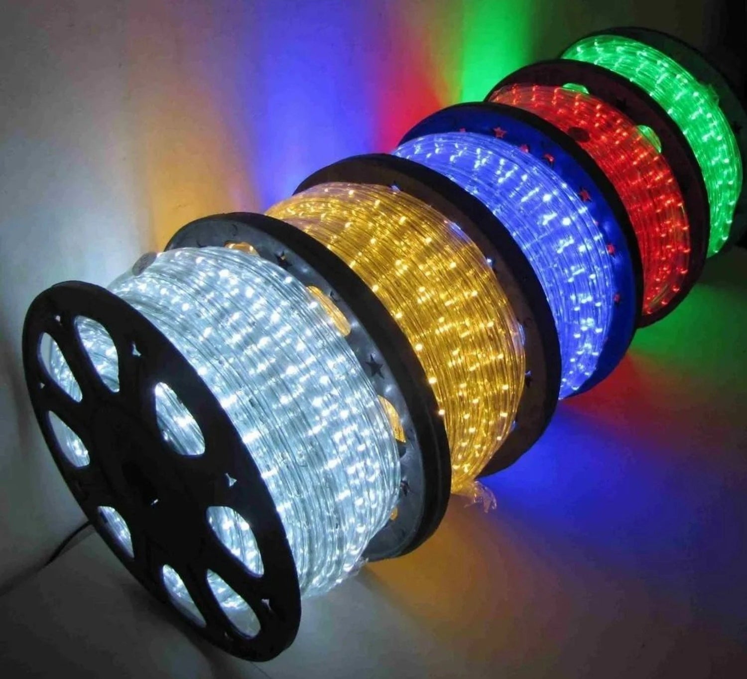 led-svetesht-koleden-markuch-100m-markuch-na-metar